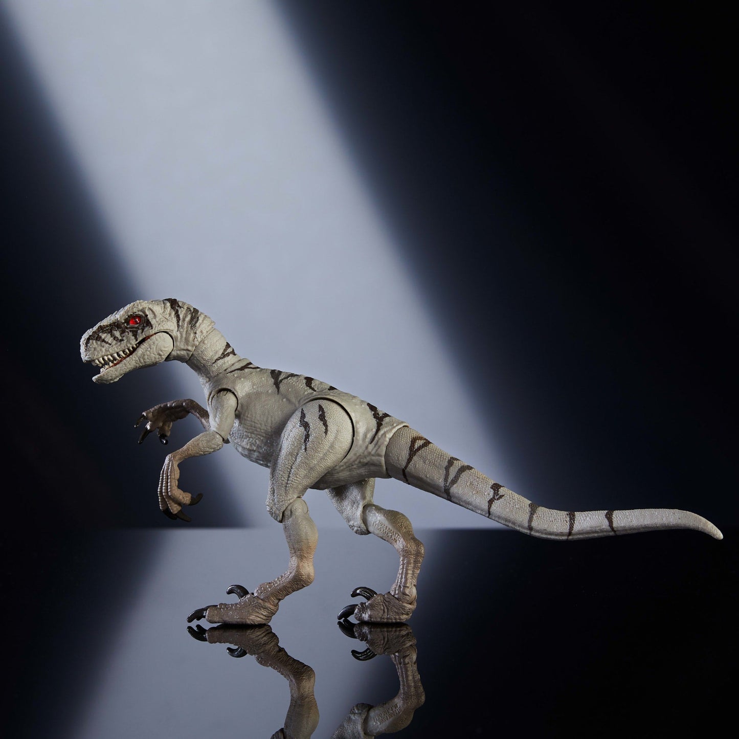 Jurassic World Hammond Collection Figura de Acción Atrociraptor Ghost