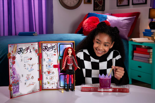 Disney descendants: The Rise Of Red Le Livre de Sortilèges, Red