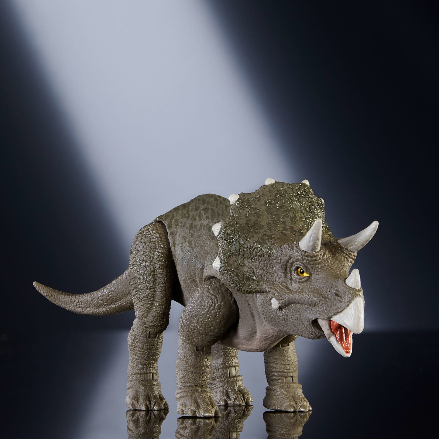 Jurassic World Dinossauro de Brinquedo Triceratops Juvenil