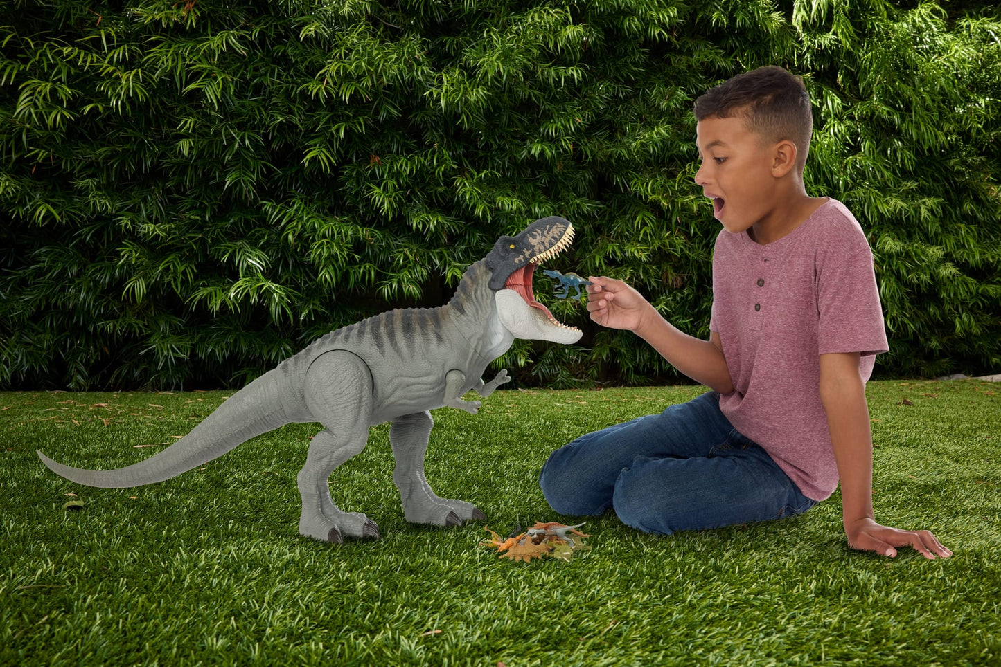 Jurassic World Dinosaurio de Juguete Rebirth Super Colossal T. Rex
