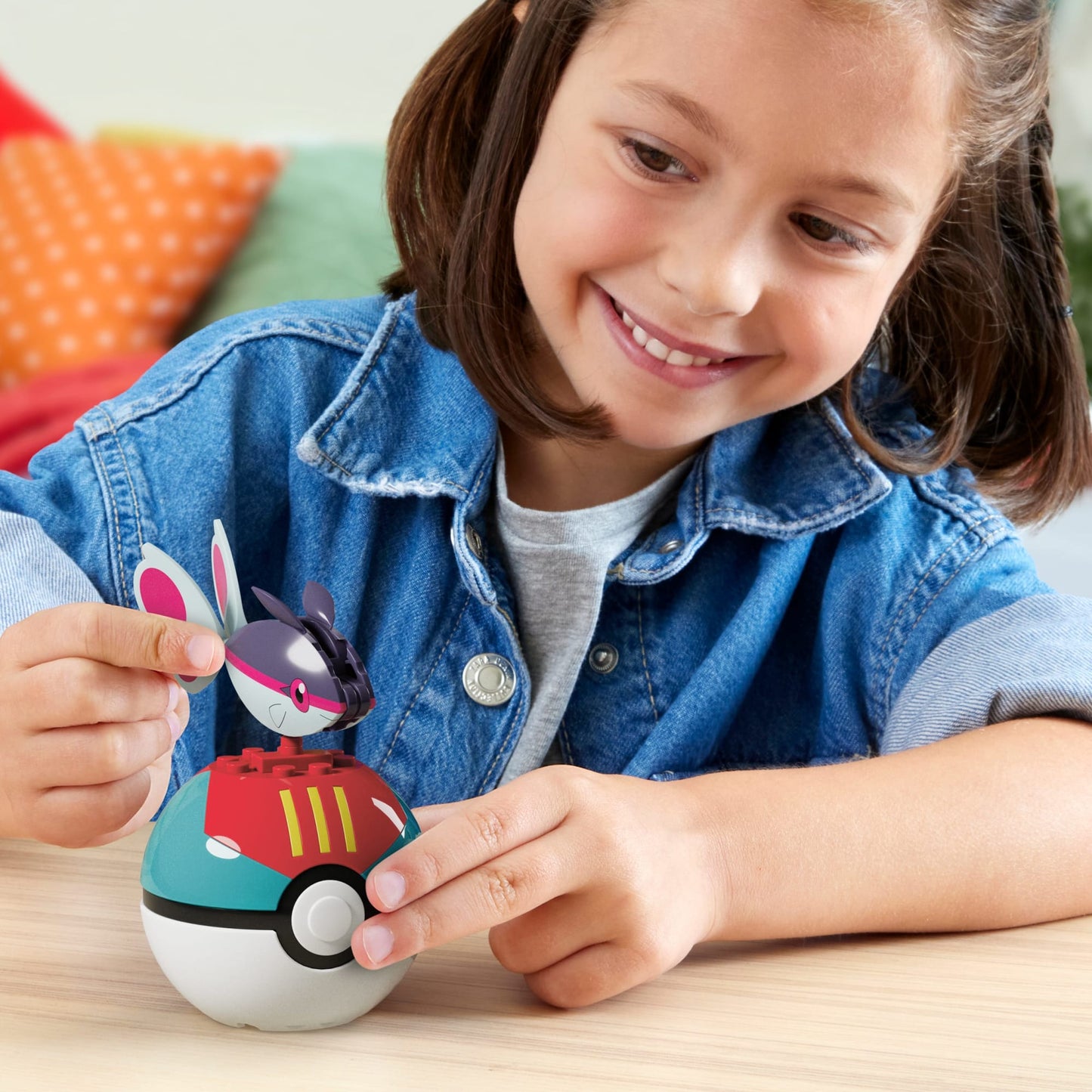 MEGA Pokémon Jogo de Construção Pokébola Colecionável Finneon