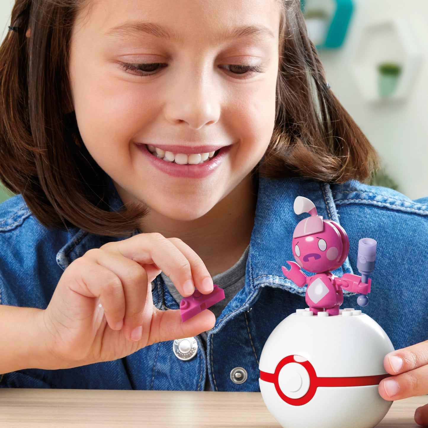 MEGA Pokémon Juguete de Construcción Pokébola Coleccionable Tinkatink