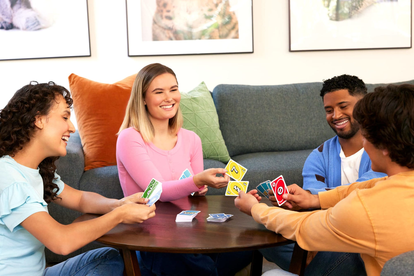 UNO Juego de Cartas Teams