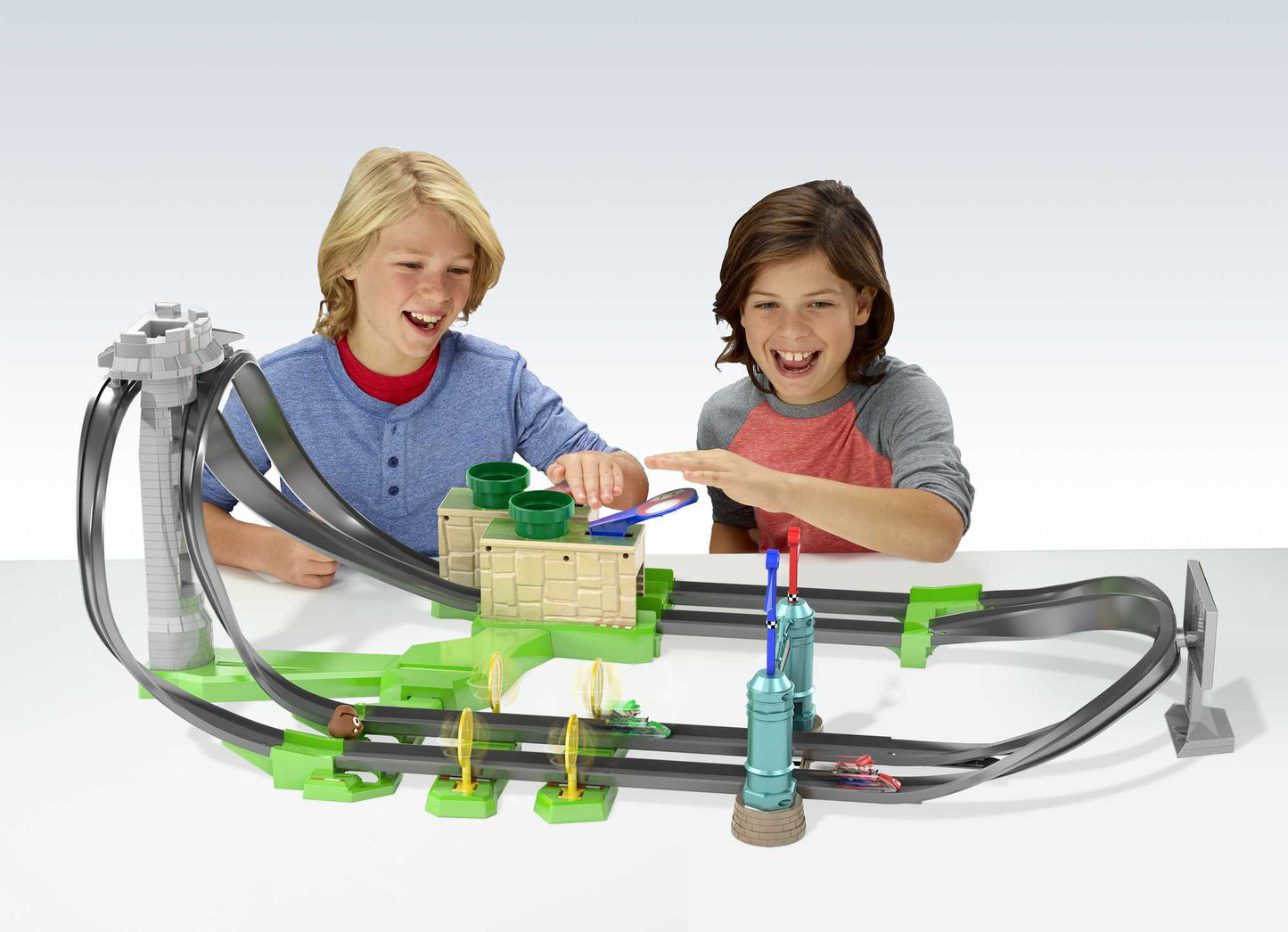 Hot Wheels Mario Kart Pista de Brinquedo De Circuito Longo