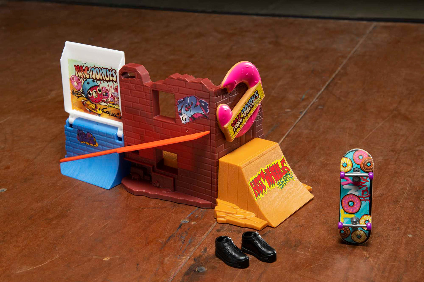 Hot Wheels Skate Pista de Juguete Set Tienda de Dona