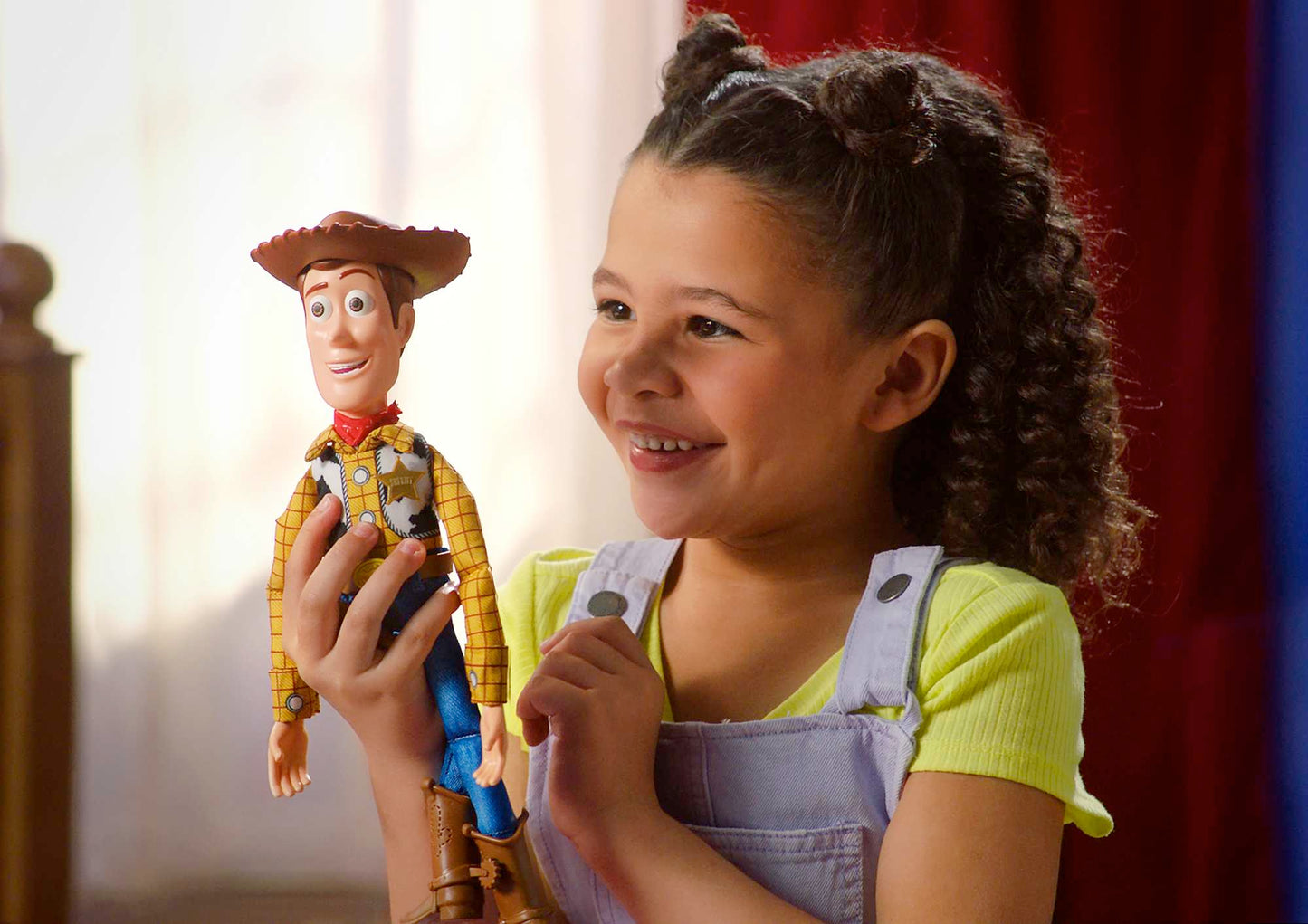 Disney Pixar Toy Story Figura de Acción Woody con Frases y Sonidos 12