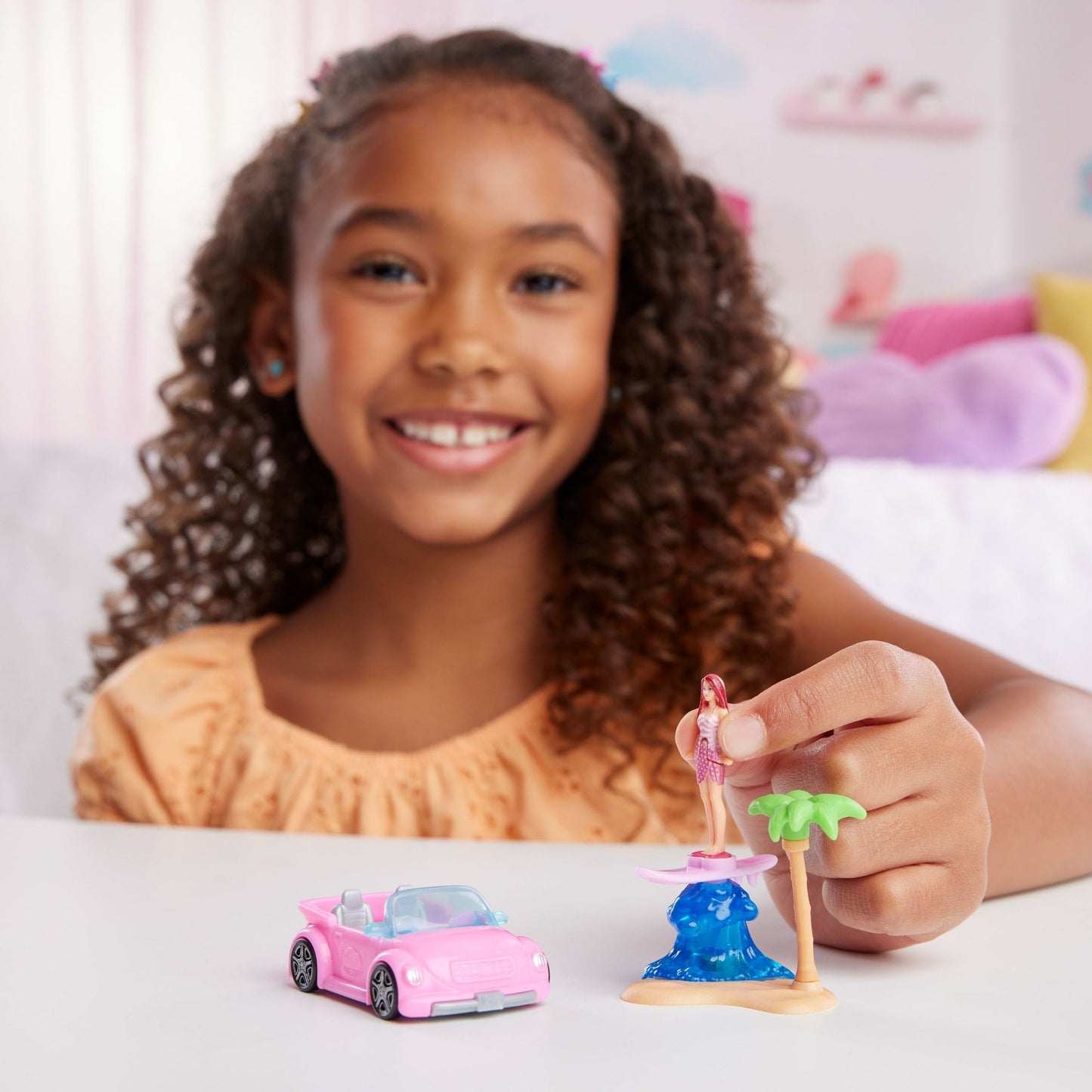 Barbie Mini BarbieLand Vehículo para Muñecas Clínica de Atención