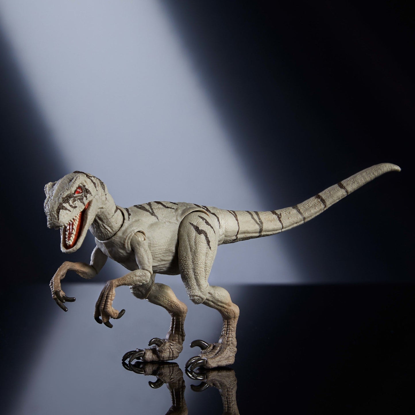 Jurassic World Dinossauro de Brinquedo Atrociraptor Ghost