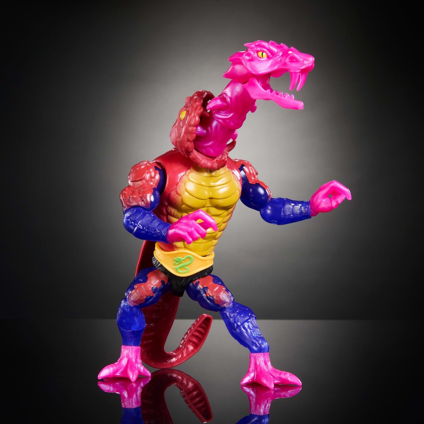 Masters of the Universe Turtles of Grayskull Figura de Acción Rattlor de 5.5 pulgadas