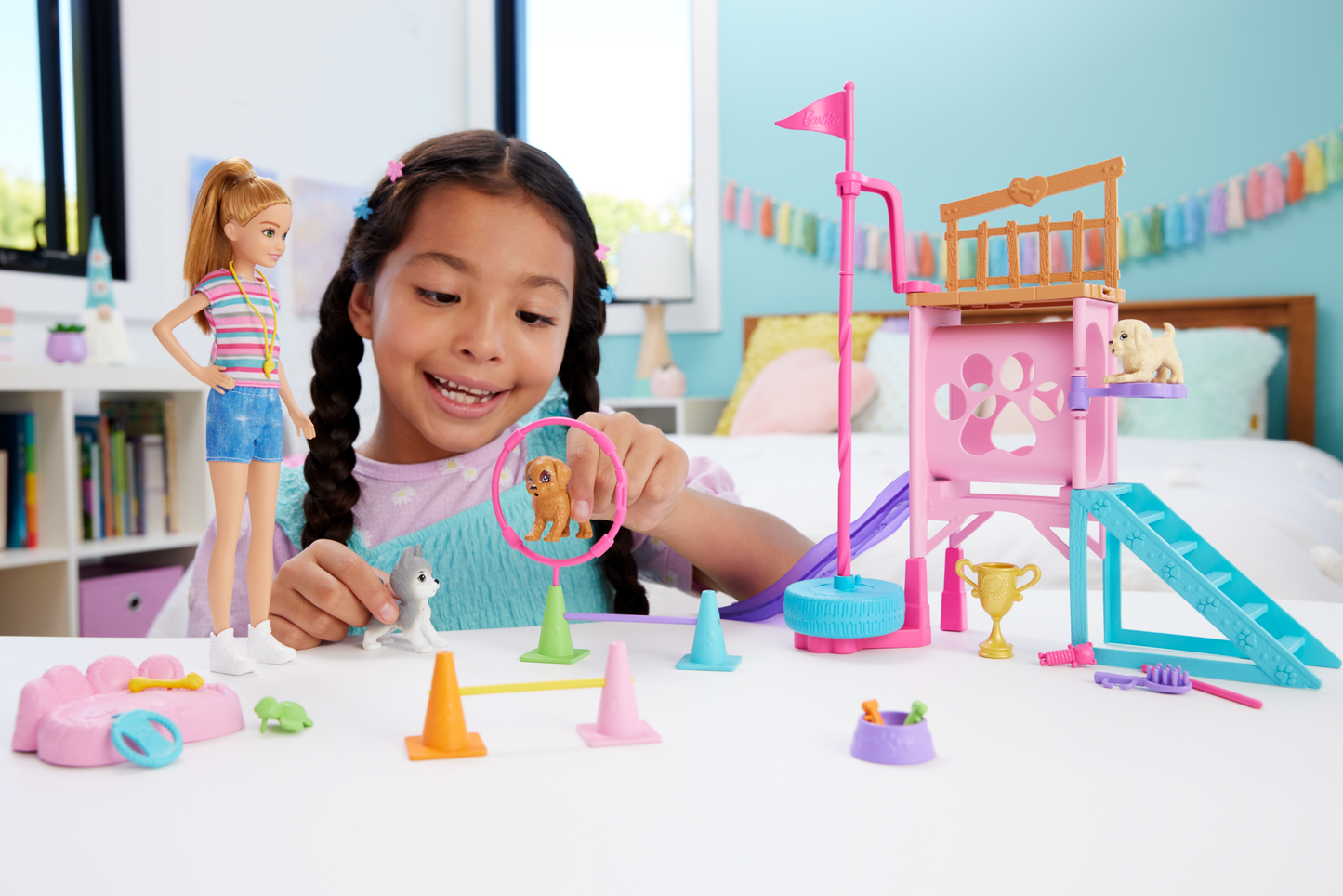 Barbie-Poupée et Coffret Parcours D’Obstacles