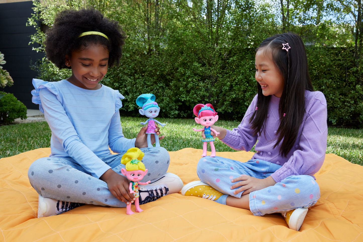 Dreamworks Trolls Band Together Trendsettin’ Fashion Doll Assortment