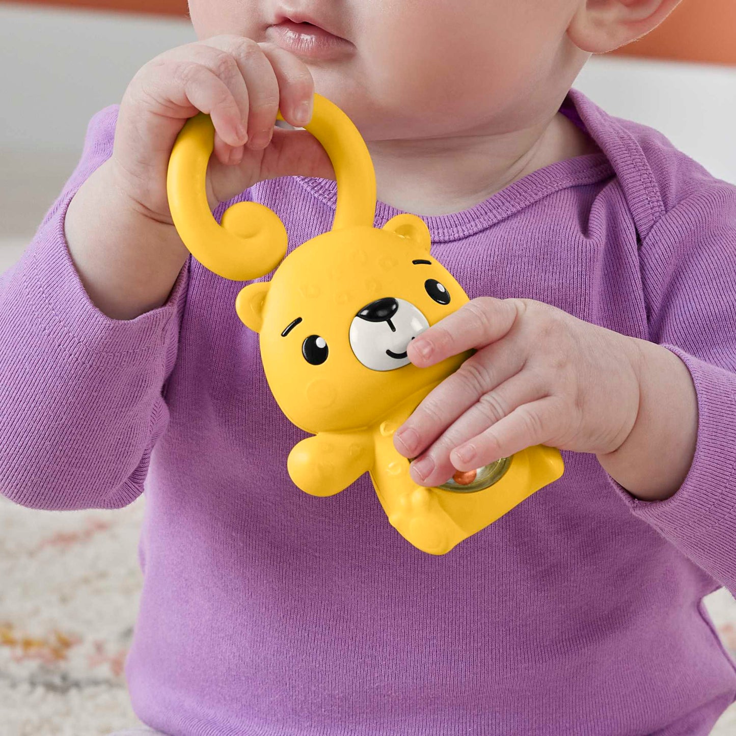 Fisher-Price Baby Chocalho para Bebês Sensimals Lontra